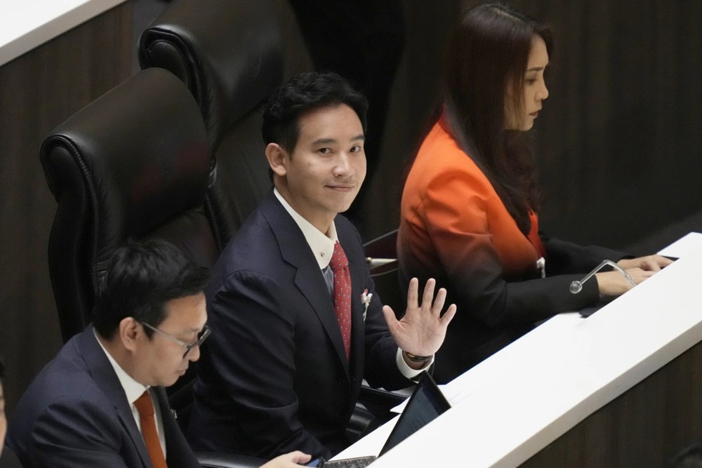 泰国进步党党首皮塔,首次竞选国会总理得票未过半,但是他是唯一候选人,因此他当选仅是时间问题,下周再战。(图:AP)