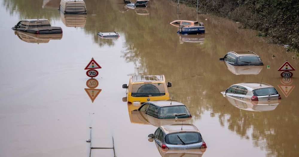 2021年，德国等欧洲西部国家和地区发生严重洪灾，共造成超200人死亡。（图：路透社）
