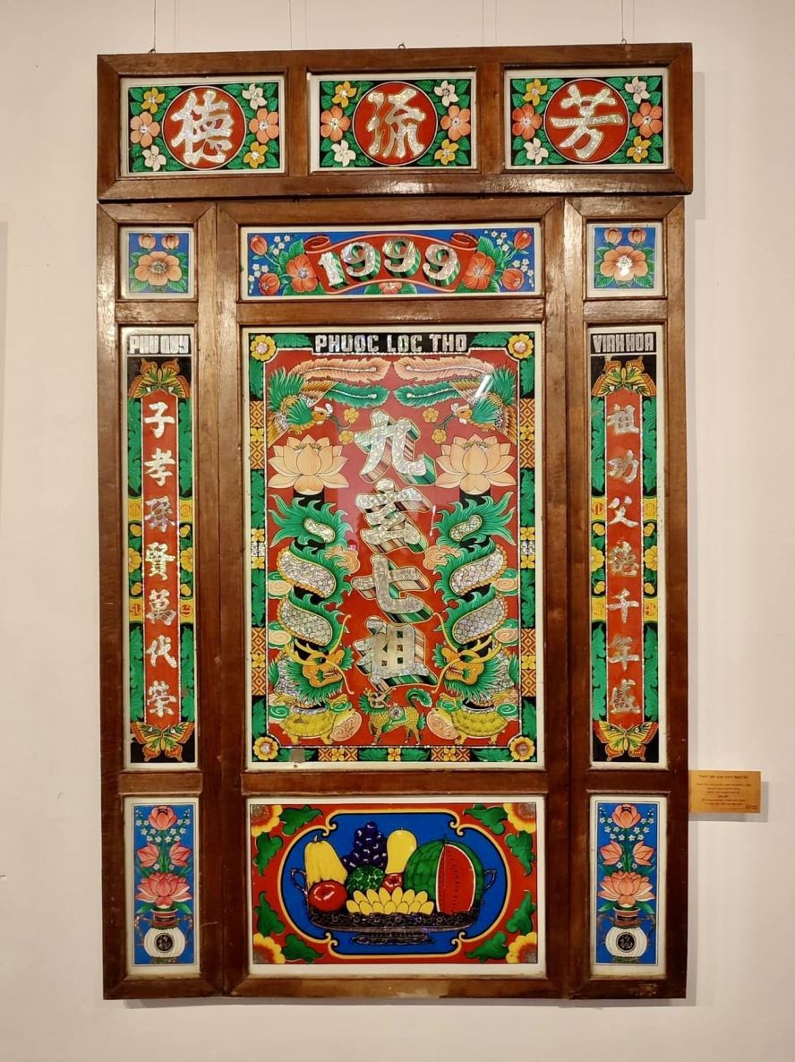 五彩缤纷的玻璃画。