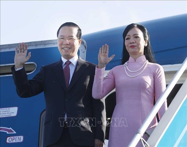 越南国家主席武文赏偕夫人启程前往奥地利、意大利和梵蒂冈进行访问。(图:越通社)
