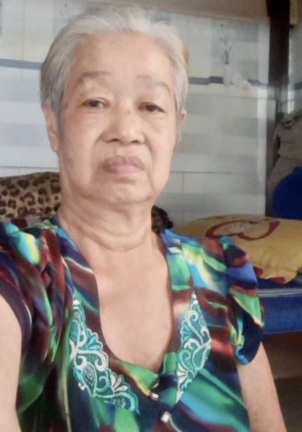 老妇诸病缠身没钱医