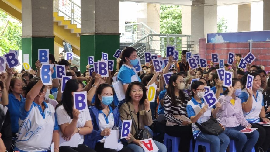 提高居民遵守交规意识