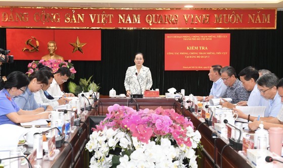 党员职务越高越要以身作则