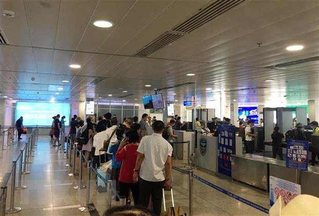 持电子签证的外国人在新山一国际航空港口岸可以办理出入境手续。(示意图:越通社)