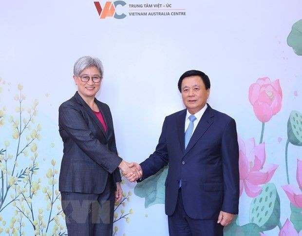 越-澳在变化世界中加强合作
