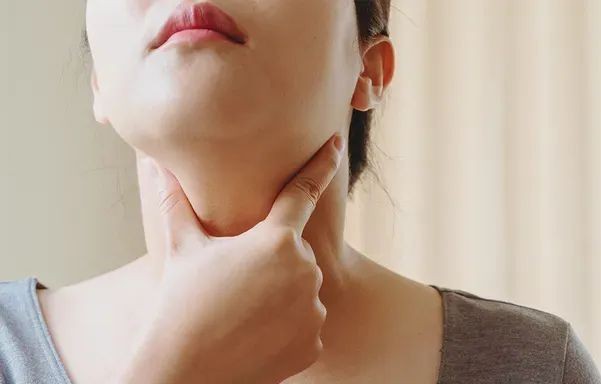 精神内耗真的会诱发甲状腺癌?