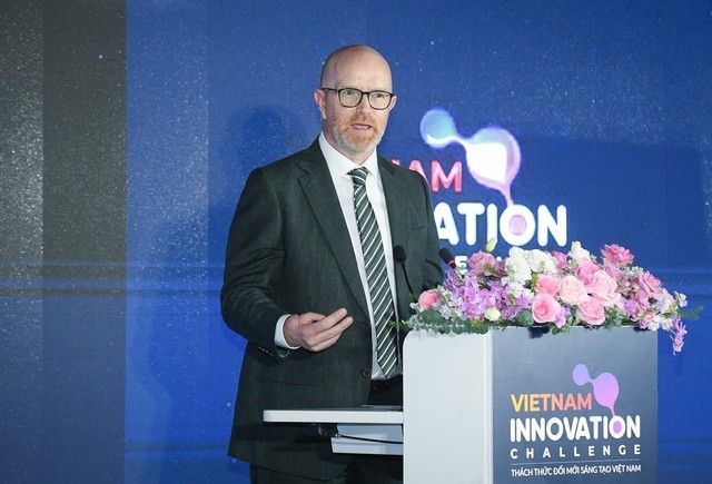 Meta公司副总裁暨亚太区公共政策负责人西蒙米尔纳。
