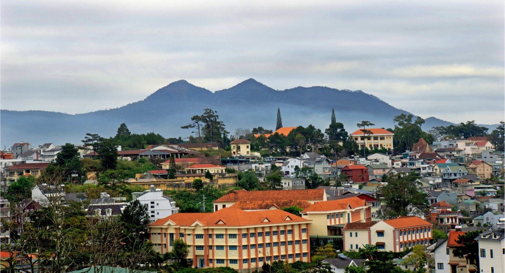 大勒山城 许励程 摄