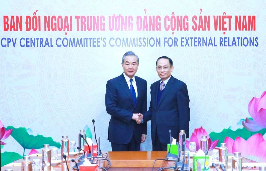 越南重申对越中关系的高度重视