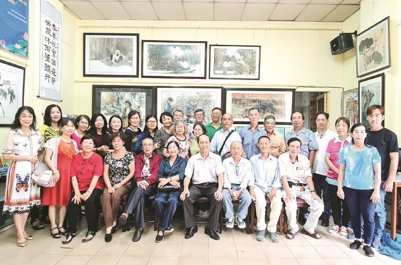 为传承民族文化艺术而努力