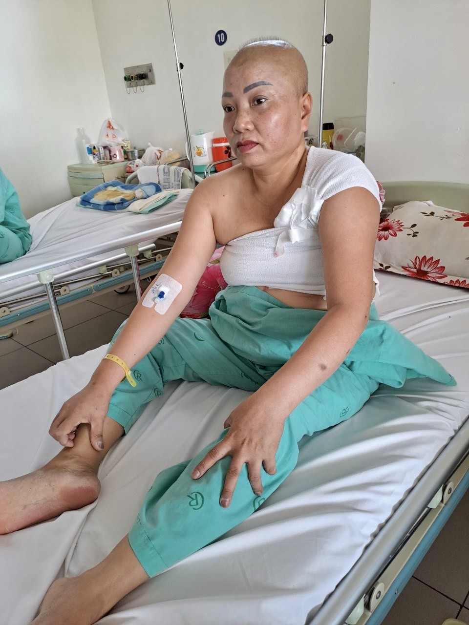 武氏白雪正在大水镬医院留医。