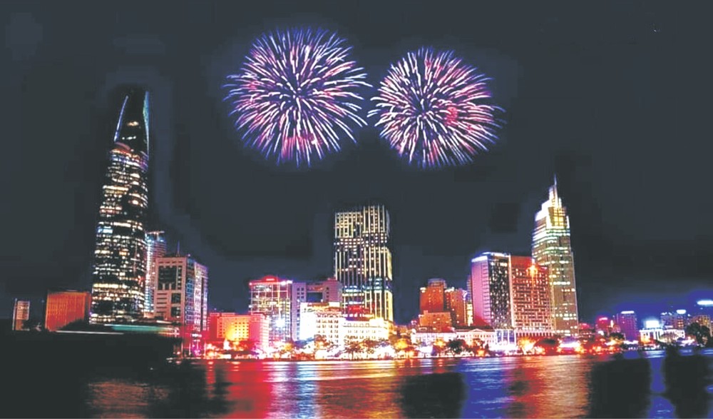 西贡之夜 许励程 摄