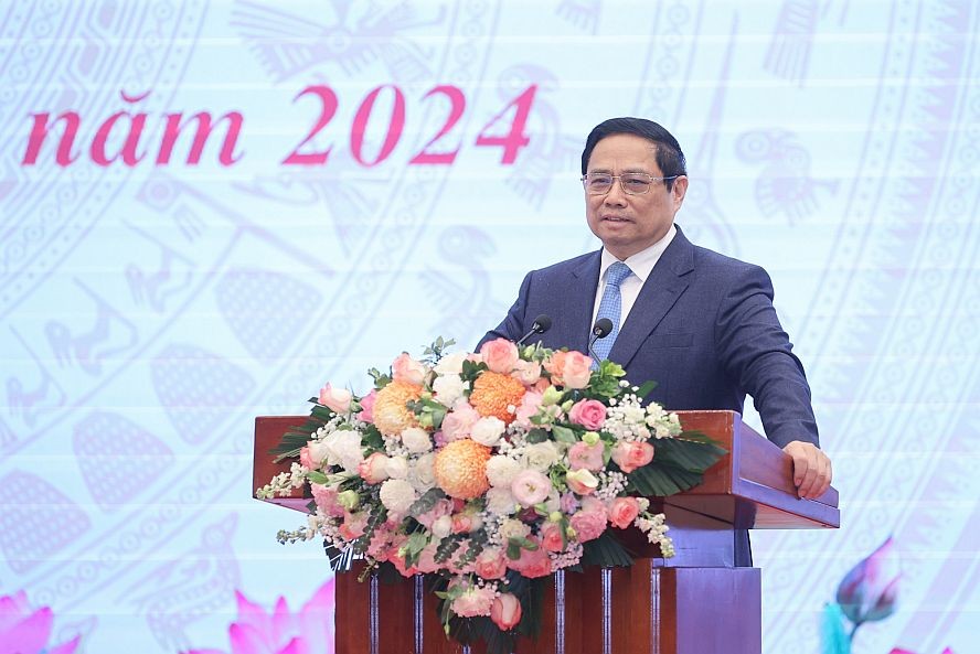政府总理范明政会上致辞。(图:越通社)