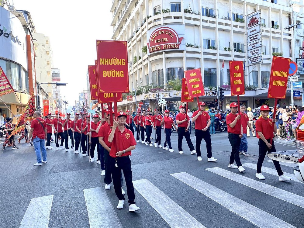 10-7424.jpg