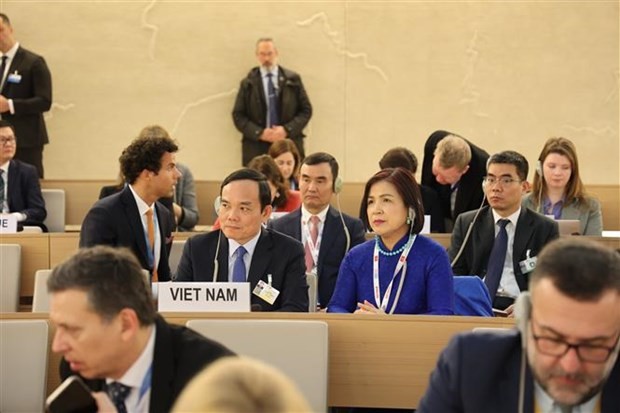 越南政府副总理陈留光率团出席联合国人权理事会第52届会议开幕式。(图:越通社) 越南政府副总理陈留光率团出席联合国人权理事会第52届会议开幕式。(图:越通社)