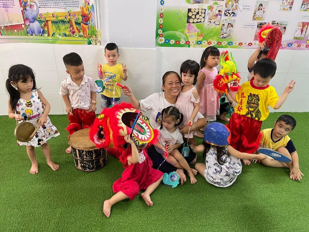 童年幼稚园校长张洁梅。