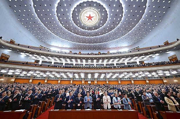 3月10日,中国人民政治协商会议第十四届全国委员会第二次会议在北京人民大会堂举行闭幕会。(图:新华社)