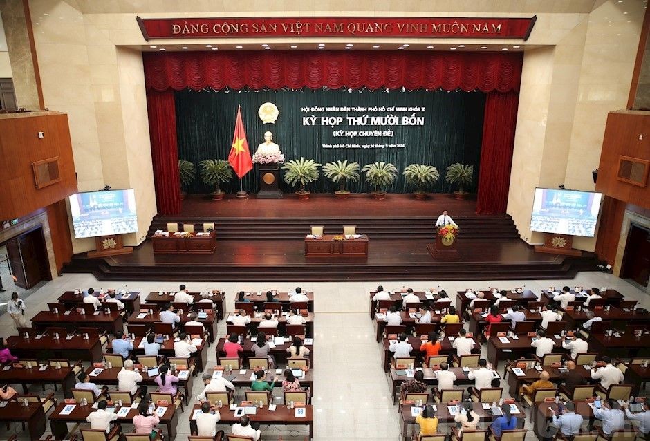 会议场景。(图:市党部新闻网)