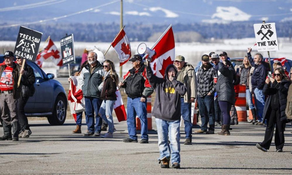 碳税如期提升引发抗议。（图：互联网）