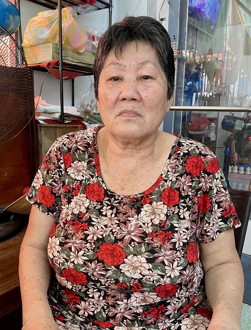 患病老妇家境清寒