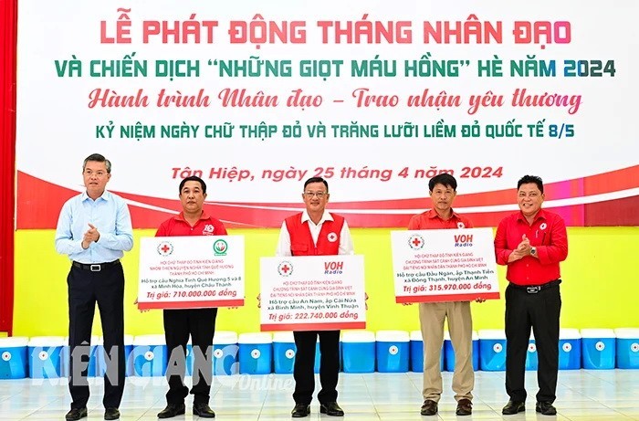 让仁爱温暖每颗心