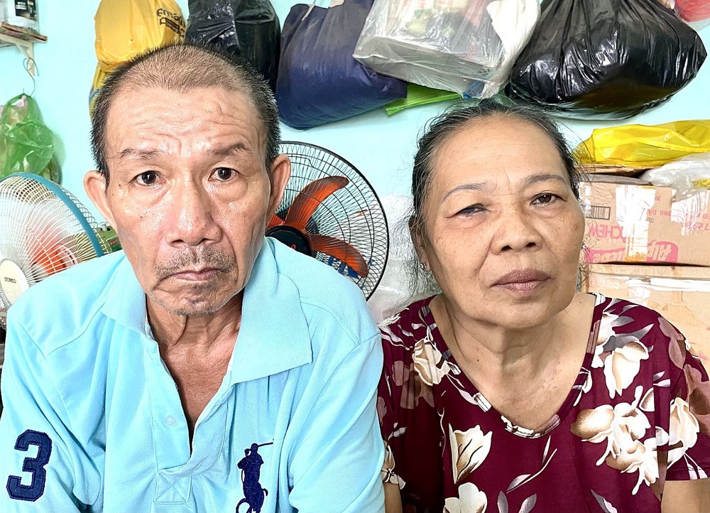 吴氏莲华夫妇。