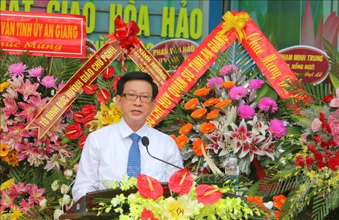 政府宗教委员会副主任阮映职在大典仪式上致辞。(图:越通社)