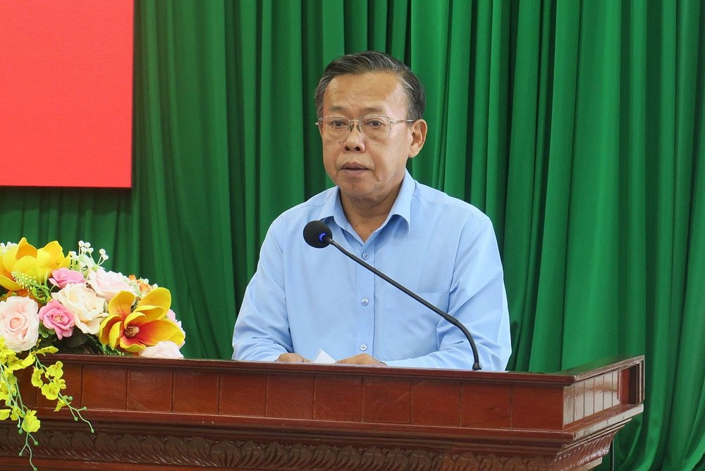 守德市市委书记阮友协在会上致辞。(图:秋红)