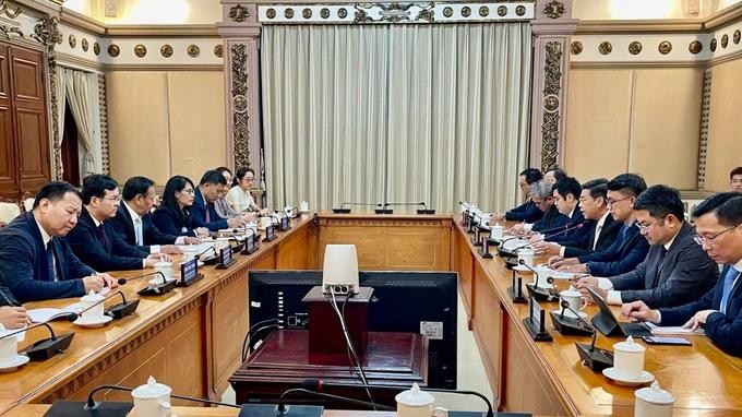 双方会谈现场。（图：方楠）