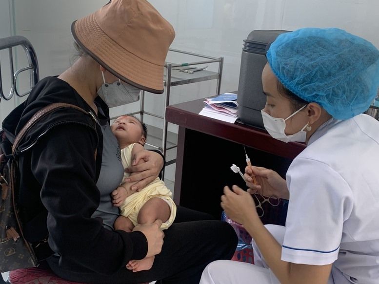 儿童接种疫苗可以防范白喉病。(图:VGP)