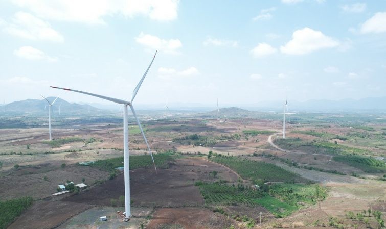 伊雅利1风电厂一隅。（图：志豪）