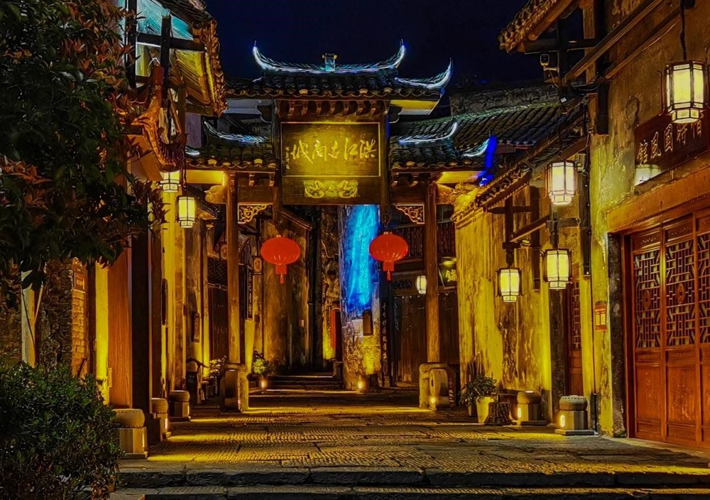 怀化文旅产业强劲发展,图为洪江古商城。 主办方供图 04.jpg