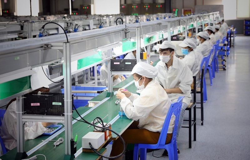 在越南投资的高新技术领域生产线。(图:越通社)