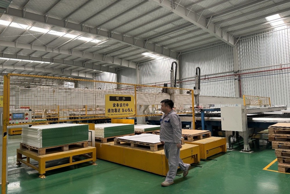 湖南兴怀新材料产业园生产线 C2.jpg