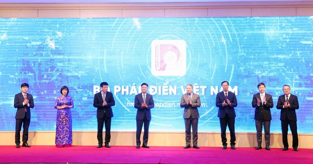 《越南法典》发布仪式。(图:越通社)