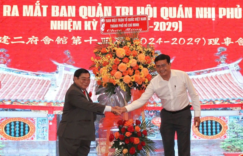 02.jpg