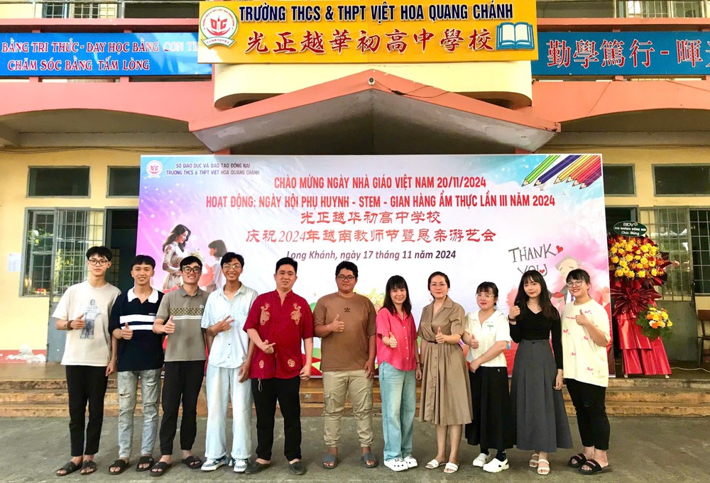 校友会核心小组成员。 K3.jpg