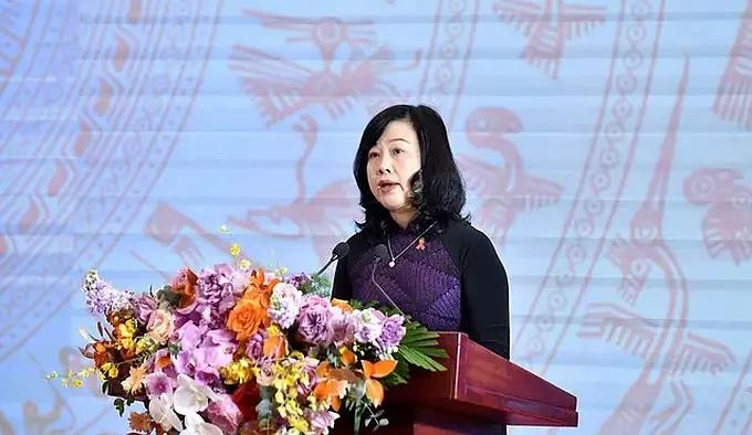 卫生部长陶红兰在会上致辞。(图:VGP)