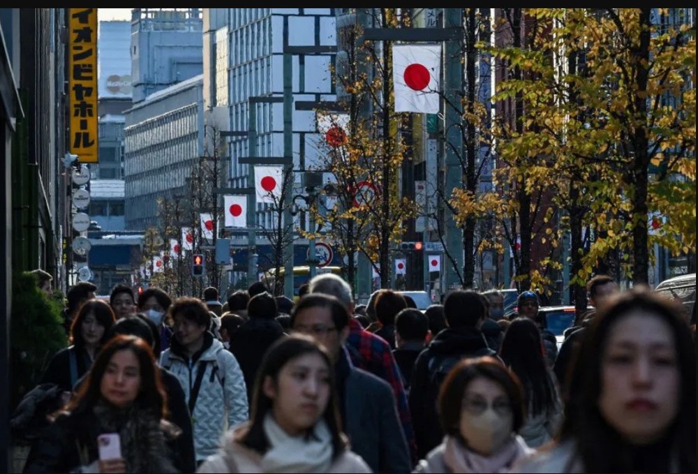 日本今年“新成人”为历史第二低