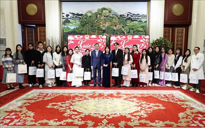 cong dong ng Viet 3.jpg