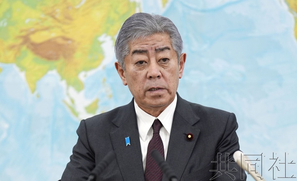 2月18日,日本外相岩屋毅在外务省召开记者会。(图:共同社)