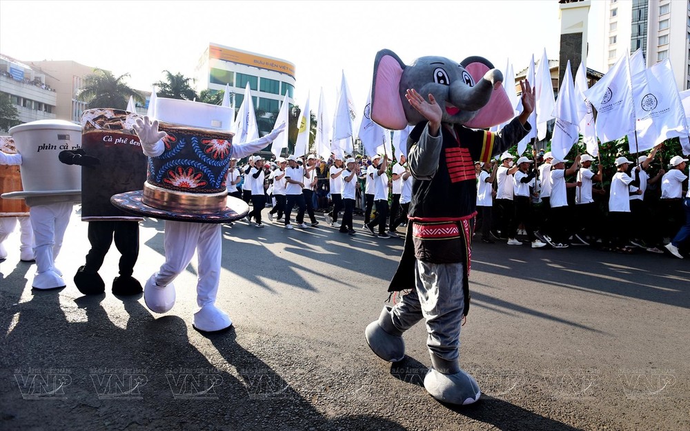 图为第八次邦美蜀咖啡盛会活动一隅。（图：VNA）