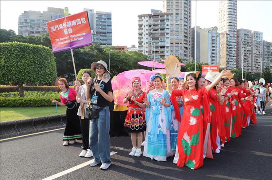 越南参加 2025 年中国澳门国际幻彩大巡游活动
