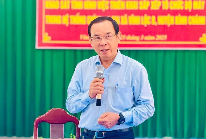 市委书记阮文年在会议上发表讲话。（图：市党部新闻网）