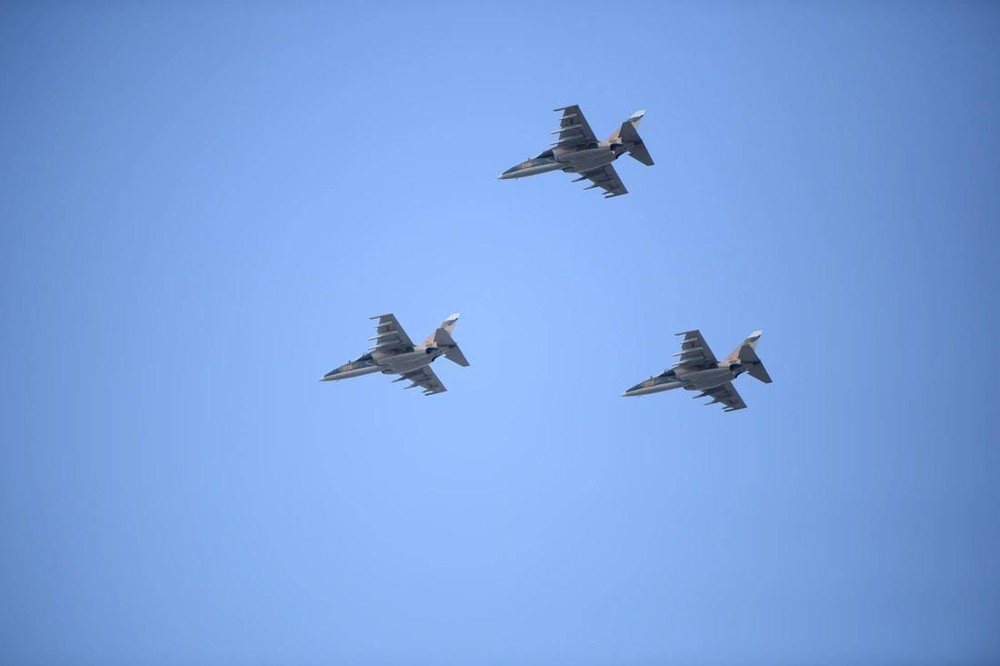 MB4.jpg