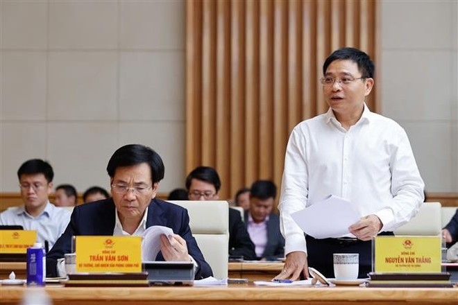 工商部部长阮文胜发表意见。（图：越通社）