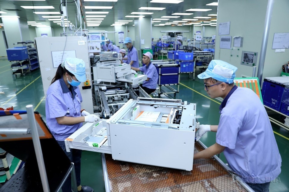 香港（中国）亿和精密工业控股有限公司在海防市 VSIP工业园区投资建厂。（图：越通社）