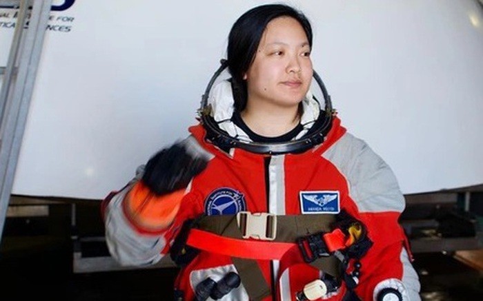 越裔女飞行员阿曼达‧阮。 越裔女飞行员阿曼达‧阮。