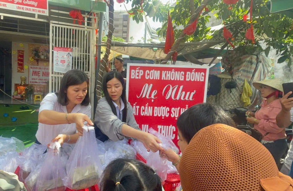 大发食品传递温暖关怀弱势