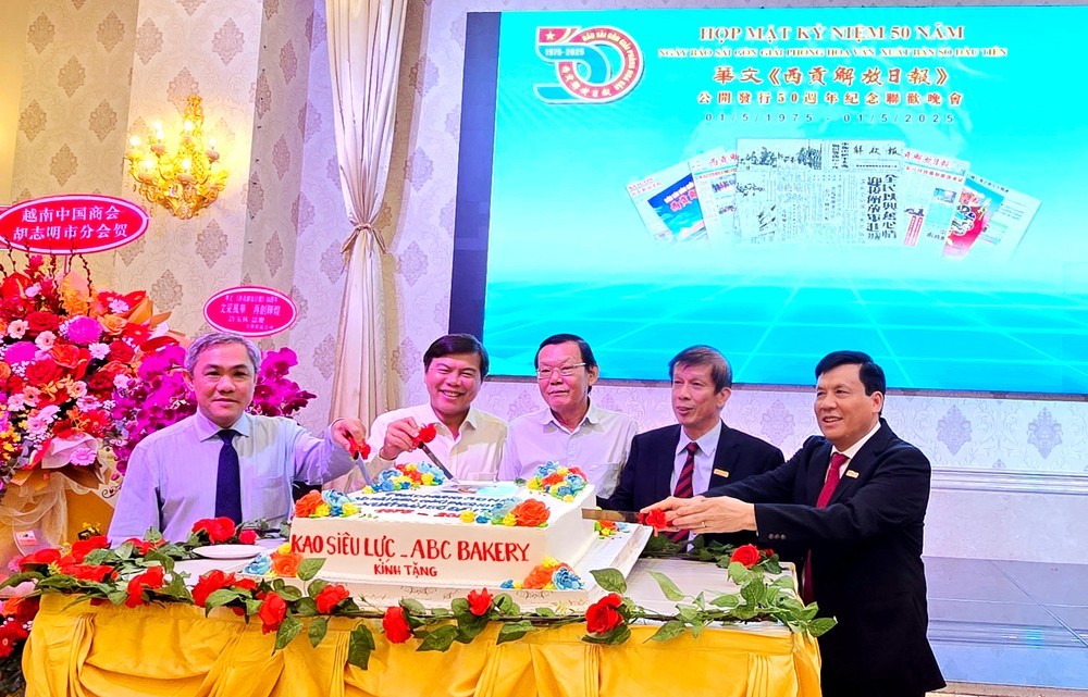 百尺竿头更进一步